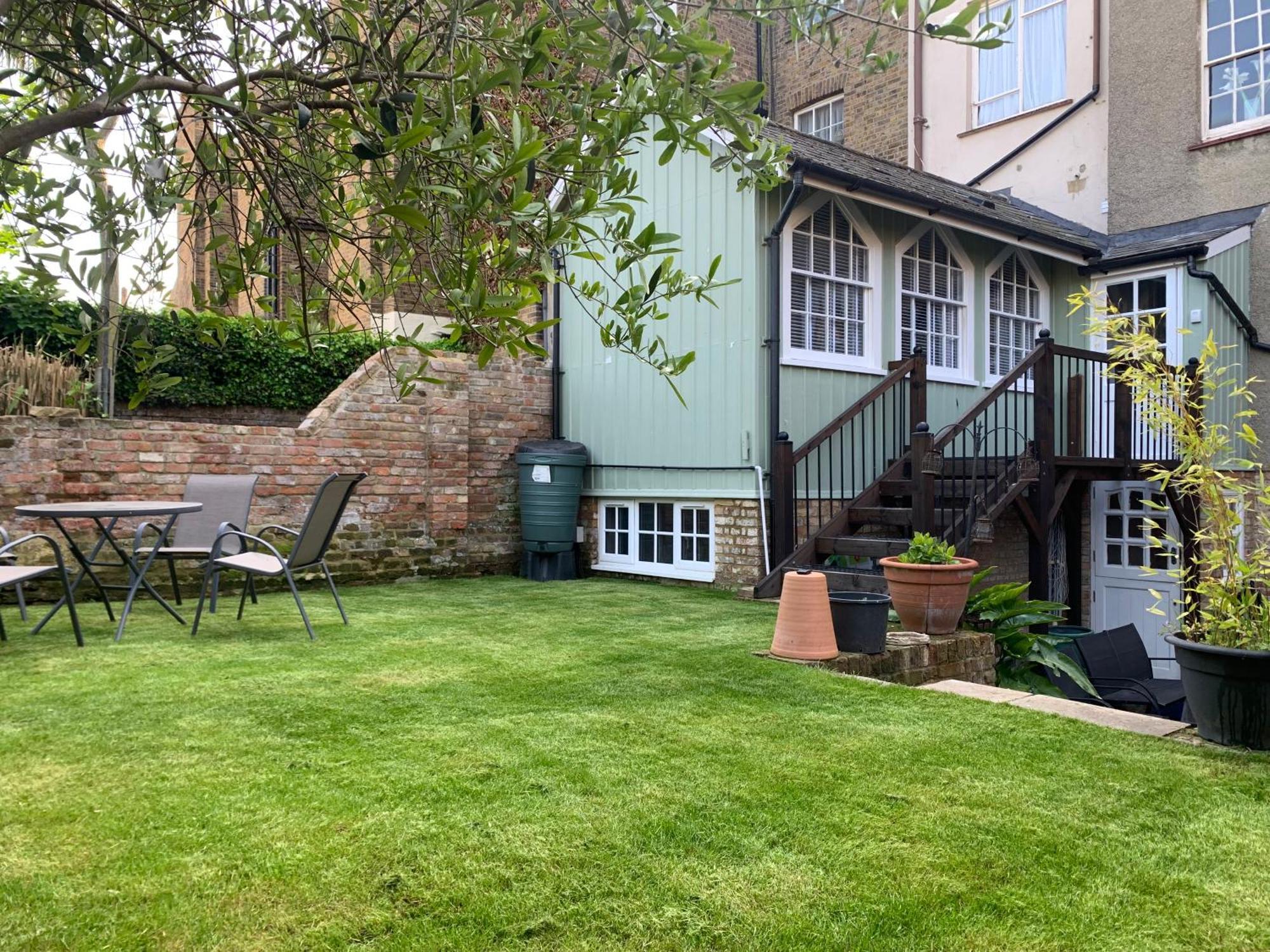 Grand 2 Bed Georgian Apartment At Florence House With King Bed, In The Heart Of Herne Bay & 300M From Beach Εξωτερικό φωτογραφία